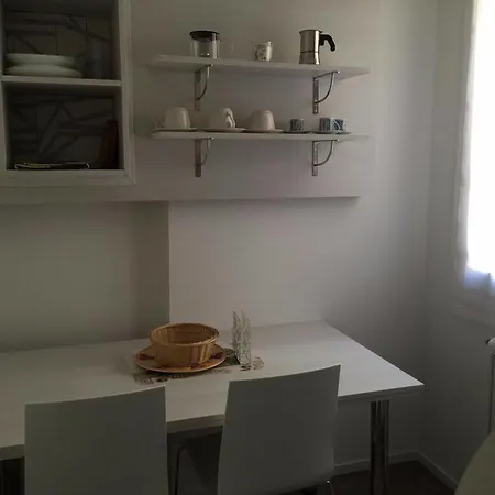 מלון Holiday- Finestrella 3*
